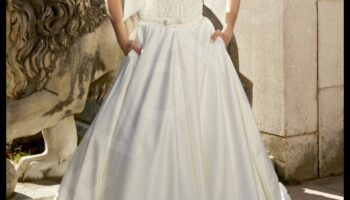 לחישות של לבן: מבחר בגדי כלה שובה לב