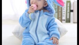 קסם בכל תפר: בגדי תינוקות זה וואו